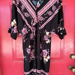 Unbranded Black and Pink Floral Vneck dress elastic waist modesty snap.